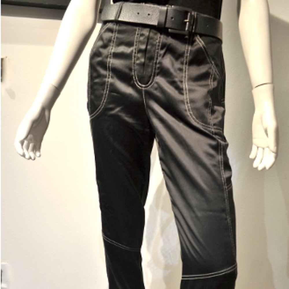 Black & White Silhouette Topstitch Det Slim JEANS Pant